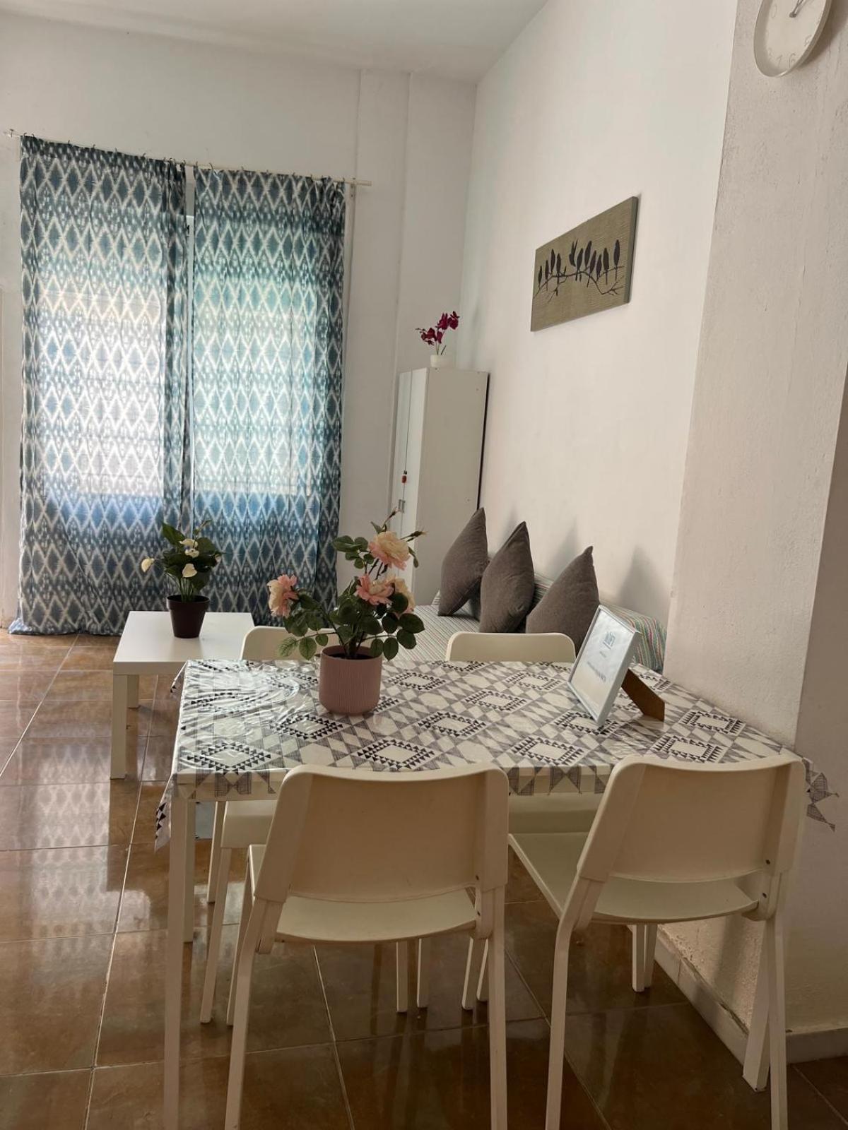 Becquer 2 Apartment มาลากา ภายนอก รูปภาพ